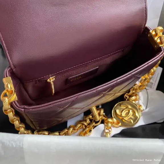 Hyper Peter CHANEL SMALL FLAP BAG 0506